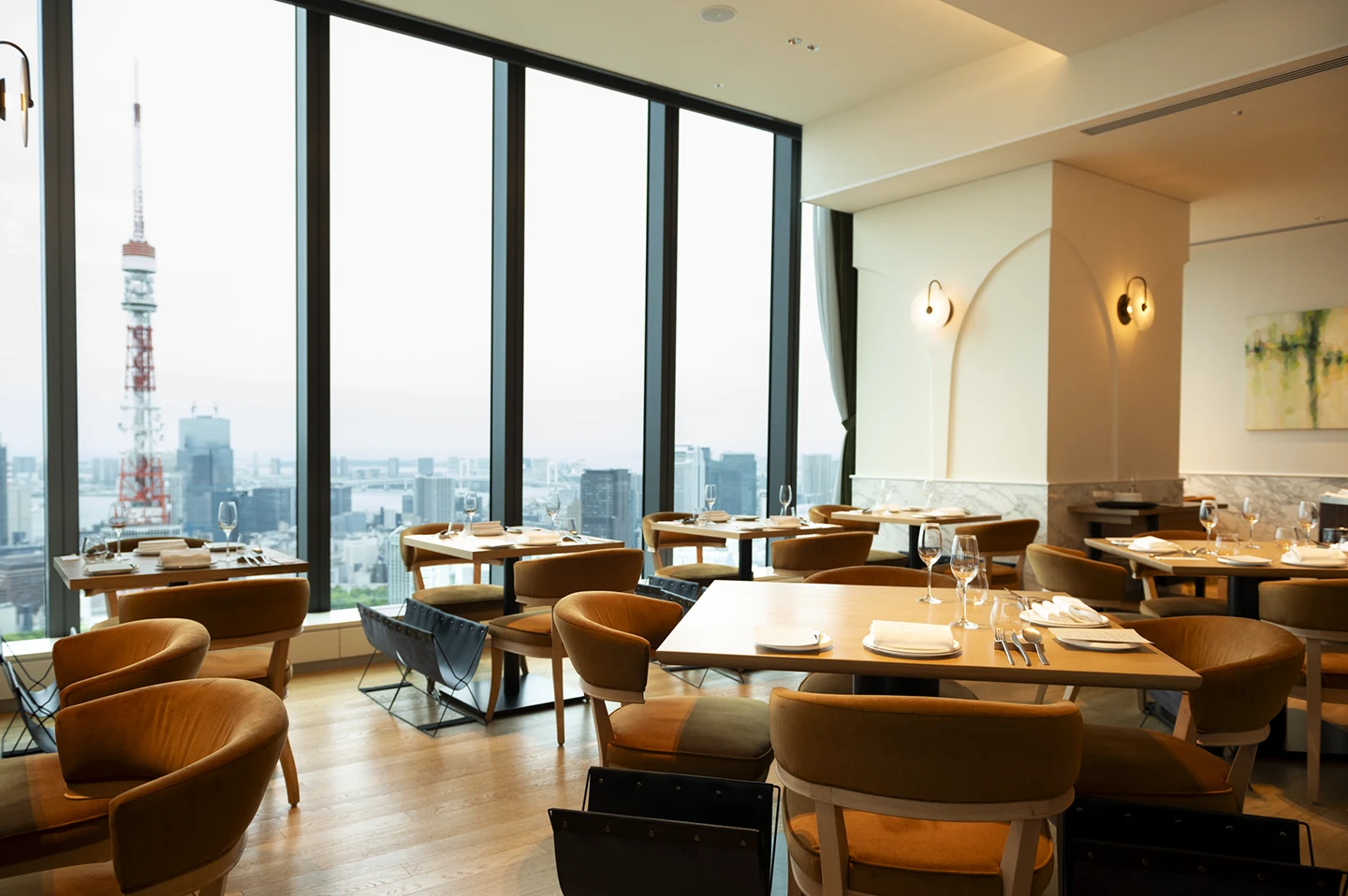 Dining 33